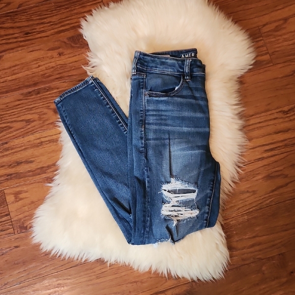 American Eagle Outfitters Denim - American Eagle Outfitters Disttessed Medium Wash Jeans